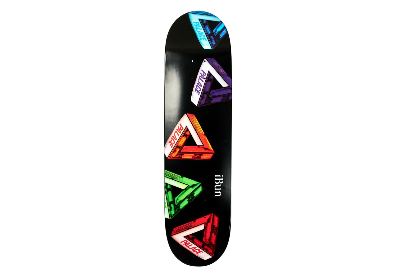 Palace_2021_Autumn_boards_ibun