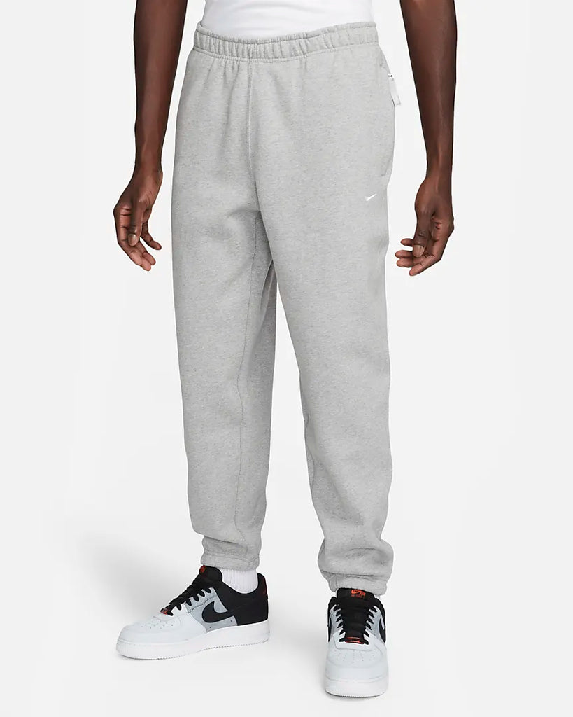 Nike sb joggers sale